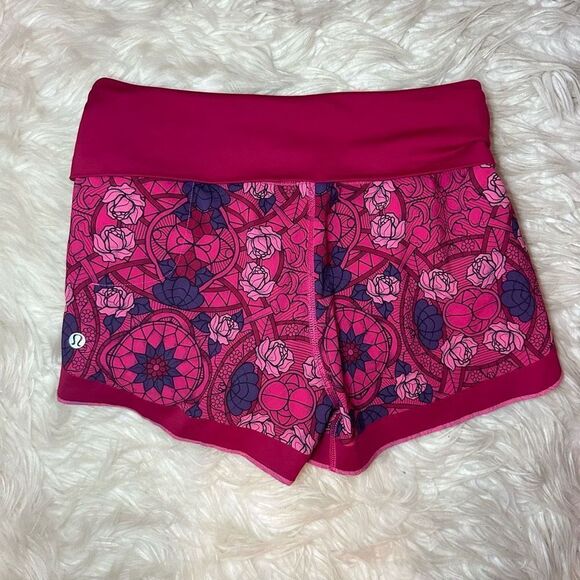 Lululemon Ready To Roll Short - Picture 7 of 11